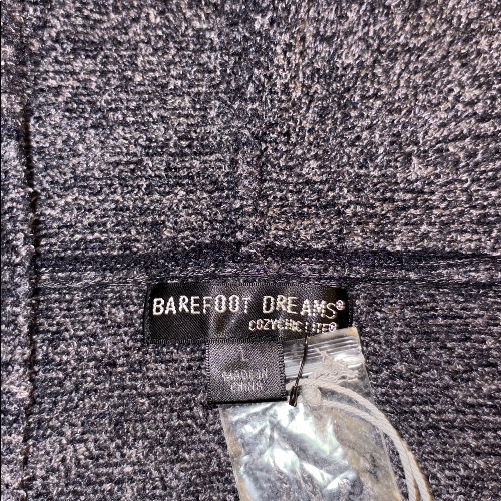 Barefoot Dreams CozyChic Lite Resort Cardi in Black/Graphite - Picture 4 of 7